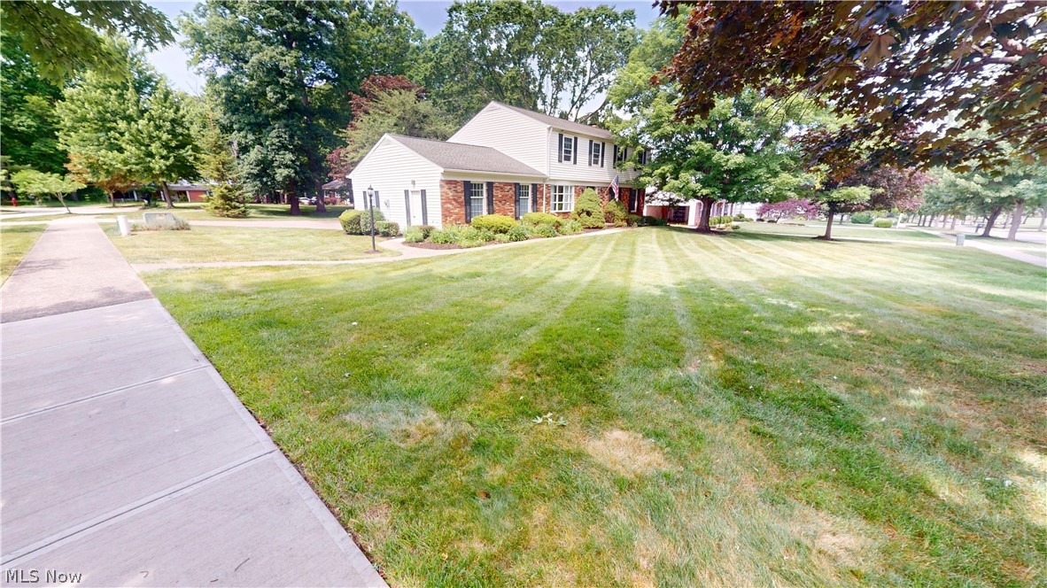 9563 Whitewood Road Brecksville OH 44141