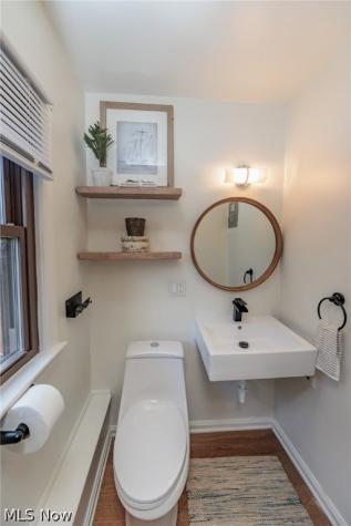 2876 Lakeview Avenue Rocky River OH 44116