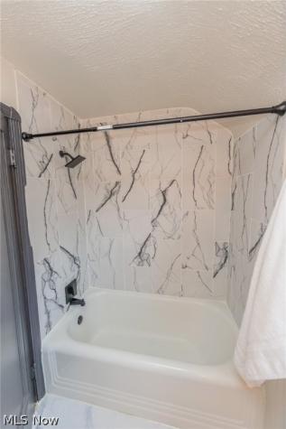 2876 Lakeview Avenue Rocky River OH 44116