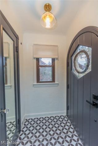 2876 Lakeview Avenue Rocky River OH 44116