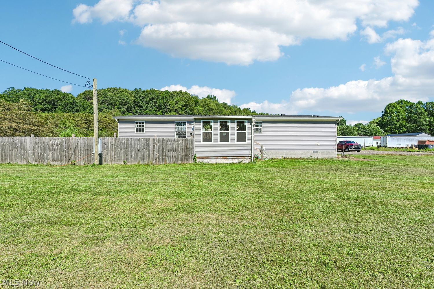 145 Arbor Road NW Minerva OH 44657