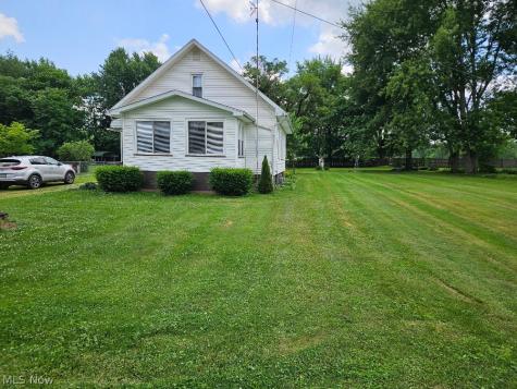 14960 Elmside Street NE Alliance OH 44601