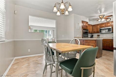 1367 Cherry Lane Uniontown OH 44685