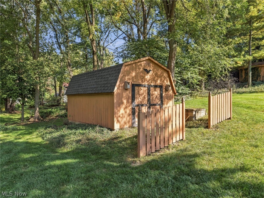 1367 Cherry Lane Uniontown OH 44685