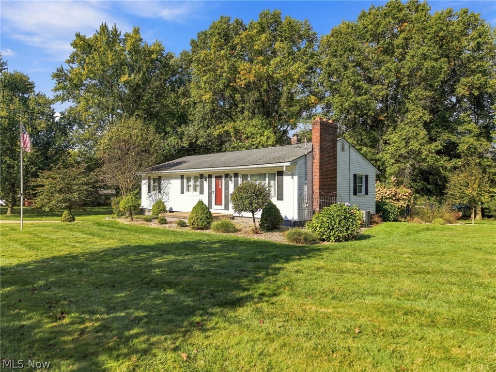 1367 Cherry Lane Uniontown OH 44685
