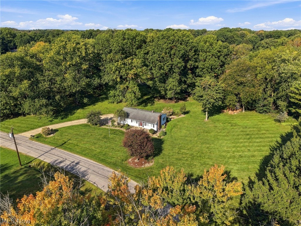 1367 Cherry Lane Uniontown OH 44685