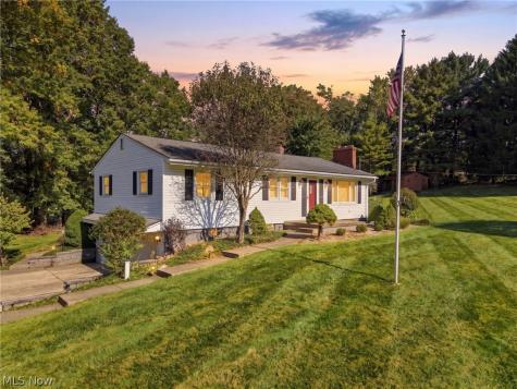 1367 Cherry Lane Uniontown OH 44685