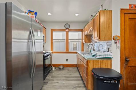 1685 E 36th Street Lorain OH 44055