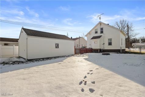 1685 E 36th Street Lorain OH 44055