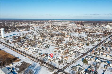 1685 E 36th Street Lorain OH 44055