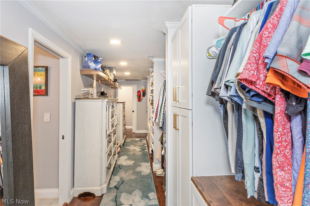 20 Kenton Road Chagrin Falls OH 44022