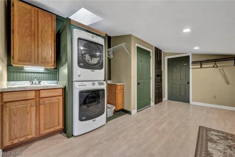 4020 Faircrest Street SW Canton OH 44706