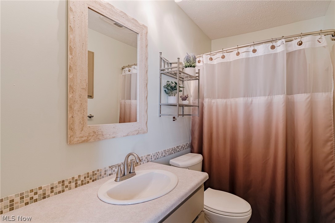 22156 Meadowsouth Court Strongsville OH 44149