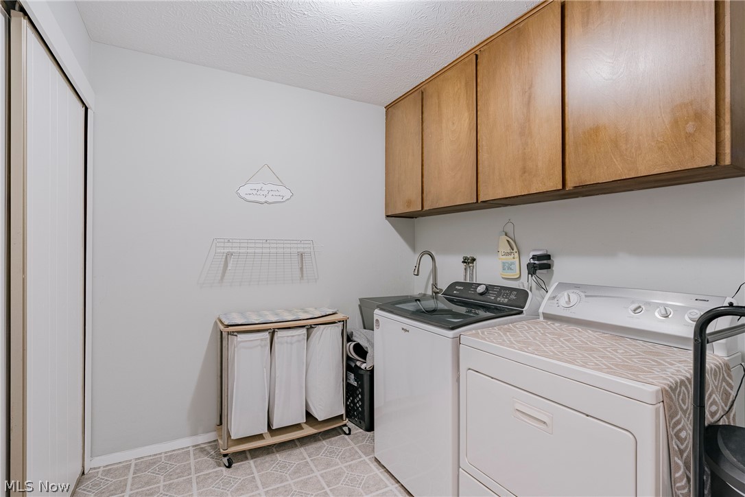 22156 Meadowsouth Court Strongsville OH 44149