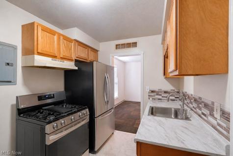 13122 Liberty Avenue Cleveland OH 44135