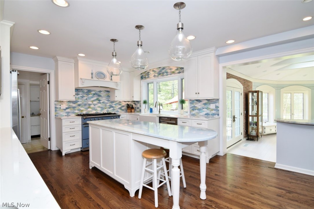 32750 Meadowlark Way Pepper Pike OH 44124