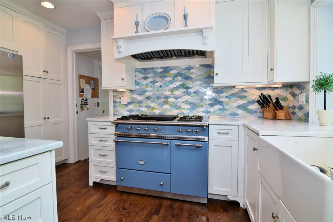 32750 Meadowlark Way Pepper Pike OH 44124