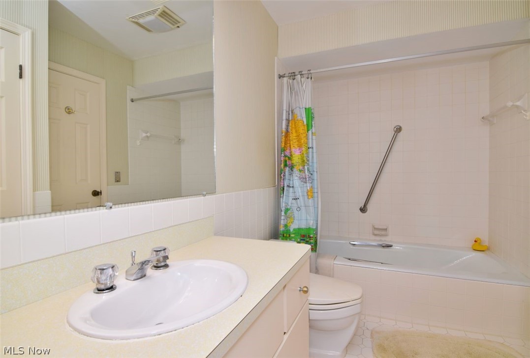 32750 Meadowlark Way Pepper Pike OH 44124