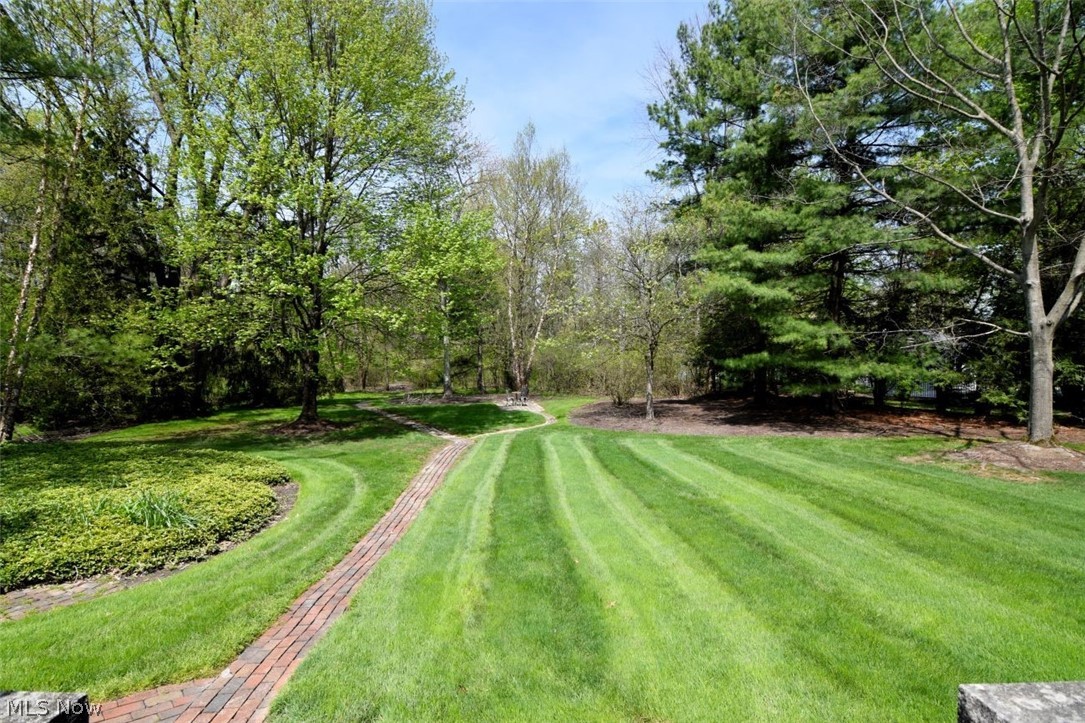 32750 Meadowlark Way Pepper Pike OH 44124