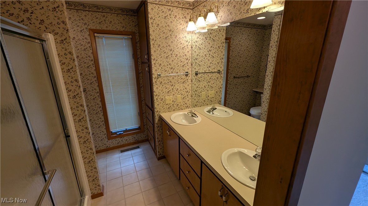 8665 Gatewood Drive North Ridgeville OH 44039