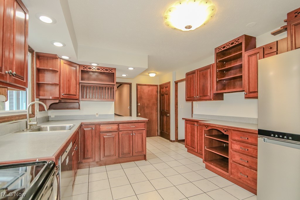 10315 Pinegate Drive Chardon OH 44024