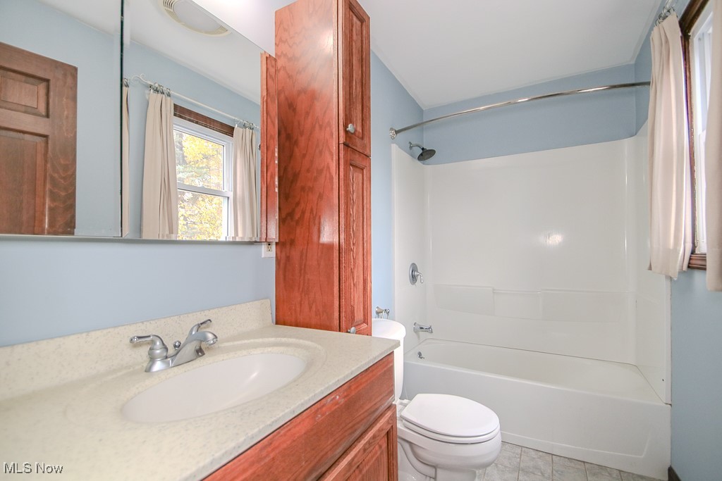 10315 Pinegate Drive Chardon OH 44024