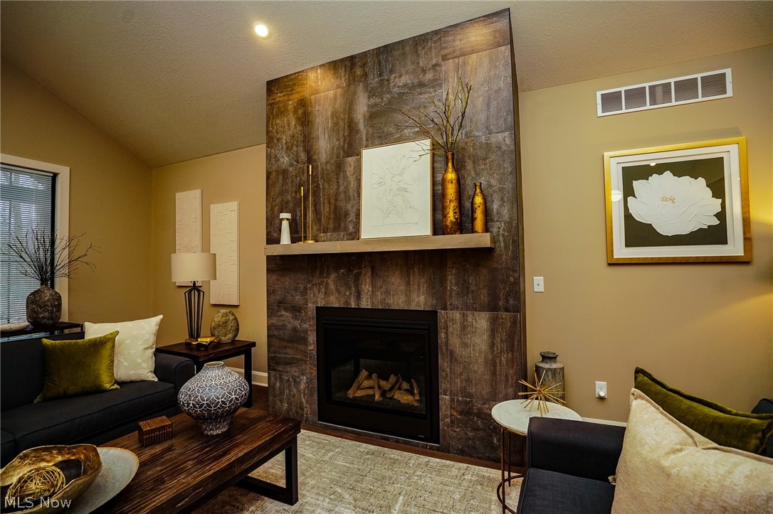 1625 Woodland Circle Poland OH 44514