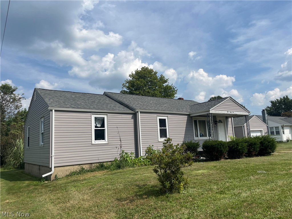441 N Main Avenue Tuscarawas OH 44622