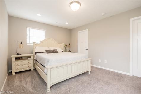 37456 W Fenwick Drive North Ridgeville OH 44039