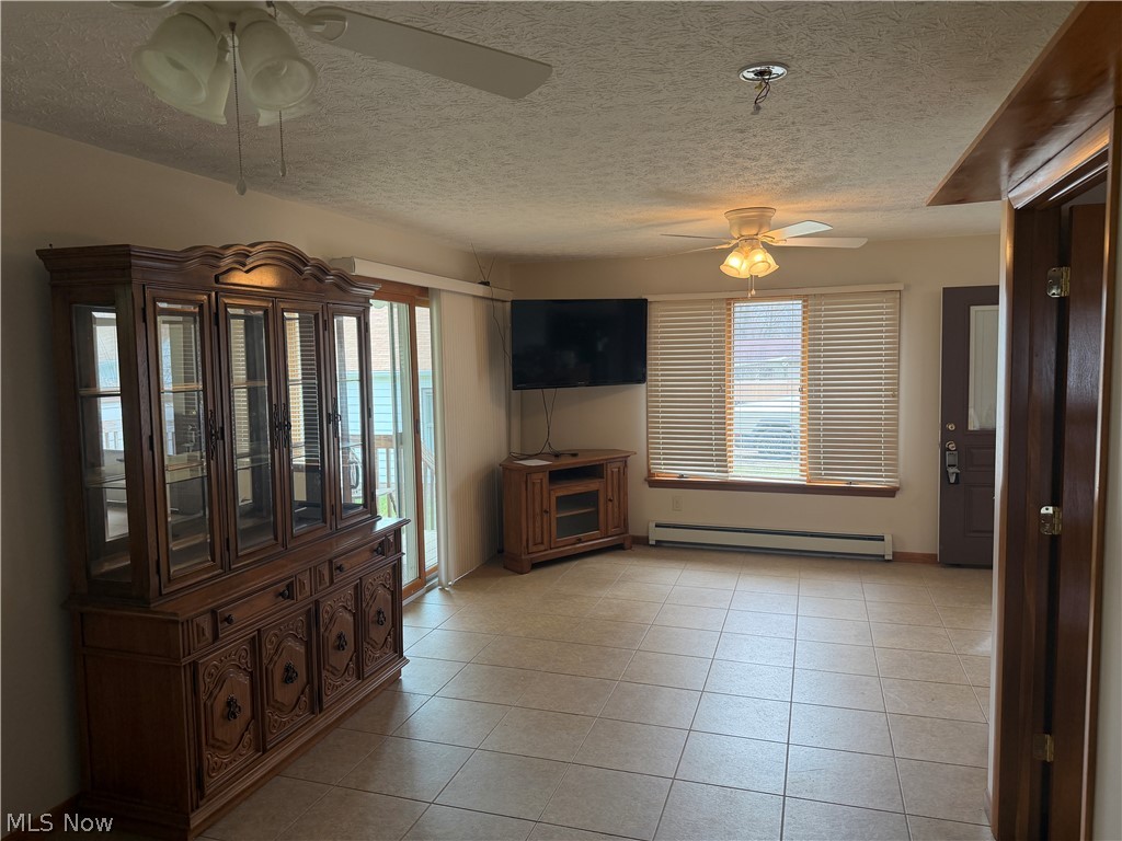 17570 Lakewood Avenue Lake Milton OH 44429