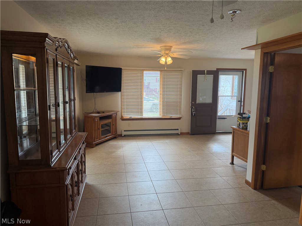 17570 Lakewood Avenue Lake Milton OH 44429