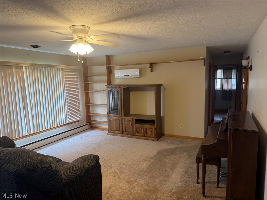 17570 Lakewood Avenue Lake Milton OH 44429