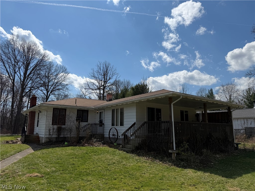 17570 Lakewood Avenue Lake Milton OH 44429