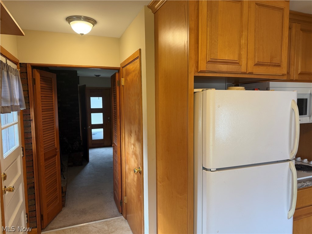 17570 Lakewood Avenue Lake Milton OH 44429