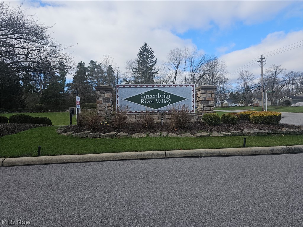 10269 River Run Lane North Royalton OH 44133