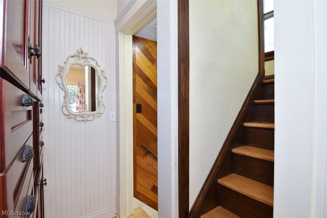 1257 Giel Avenue Lakewood OH 44107