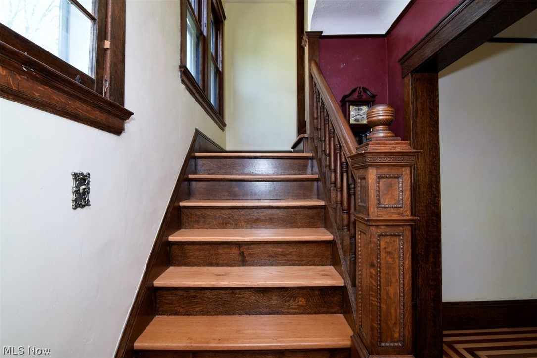 1257 Giel Avenue Lakewood OH 44107