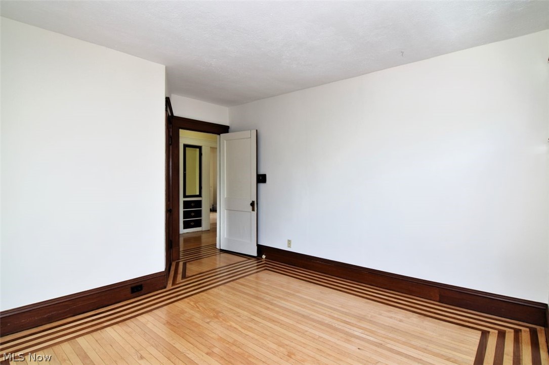 1257 Giel Avenue Lakewood OH 44107