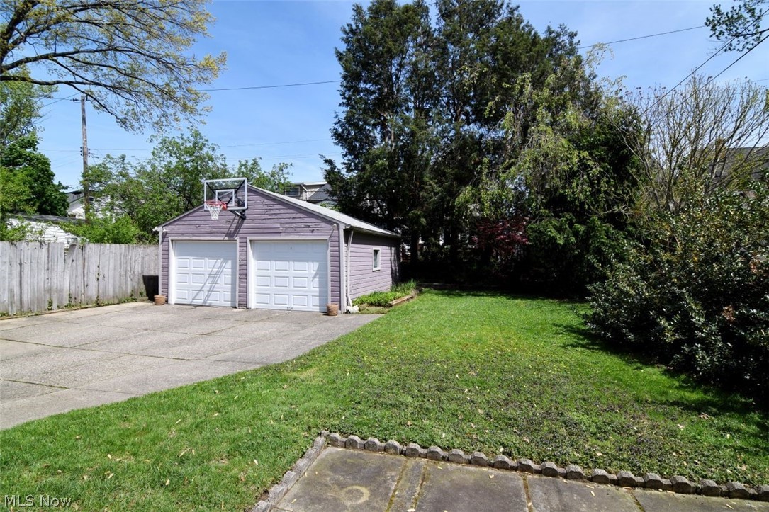 1257 Giel Avenue Lakewood OH 44107
