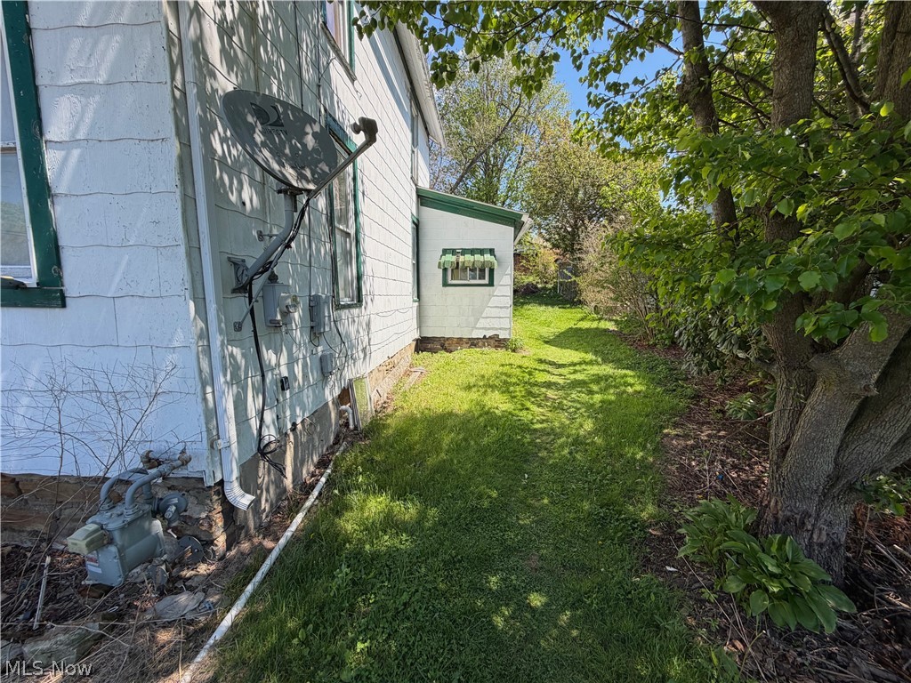818 Riverview Street East Liverpool OH 43920