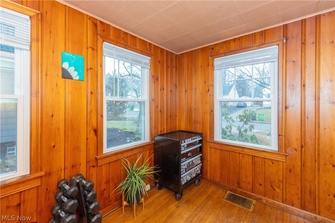 1553 Maplegrove Road South Euclid OH 44121