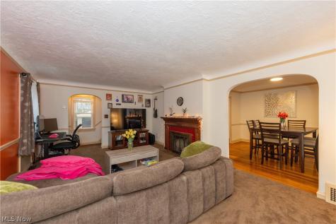 1553 Maplegrove Road South Euclid OH 44121