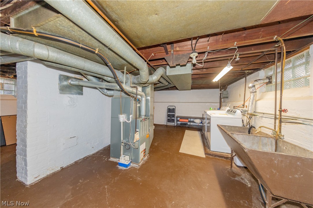 1553 Maplegrove Road South Euclid OH 44121