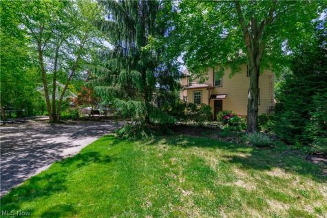 1553 Maplegrove Road South Euclid OH 44121