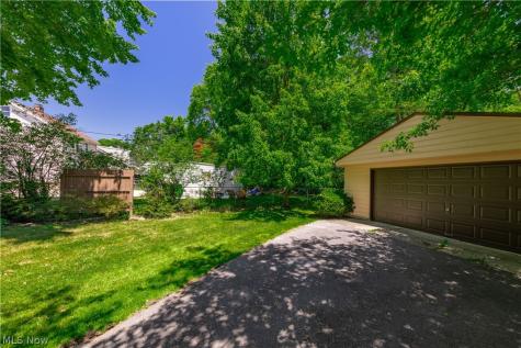 1553 Maplegrove Road South Euclid OH 44121