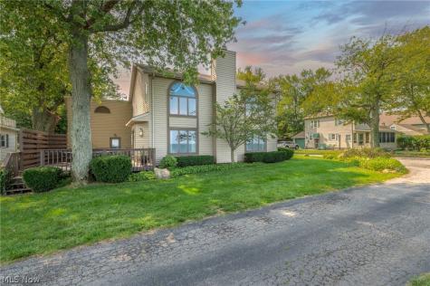 4502 Edgewater Drive Sheffield Lake OH 44054