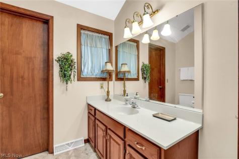 4502 Edgewater Drive Sheffield Lake OH 44054