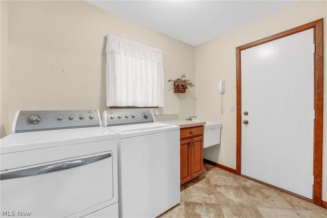 4502 Edgewater Drive Sheffield Lake OH 44054