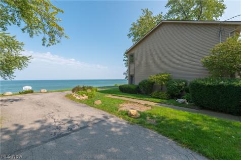 4502 Edgewater Drive Sheffield Lake OH 44054