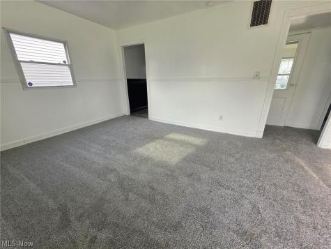 4264 E 164th Street Cleveland OH 44128